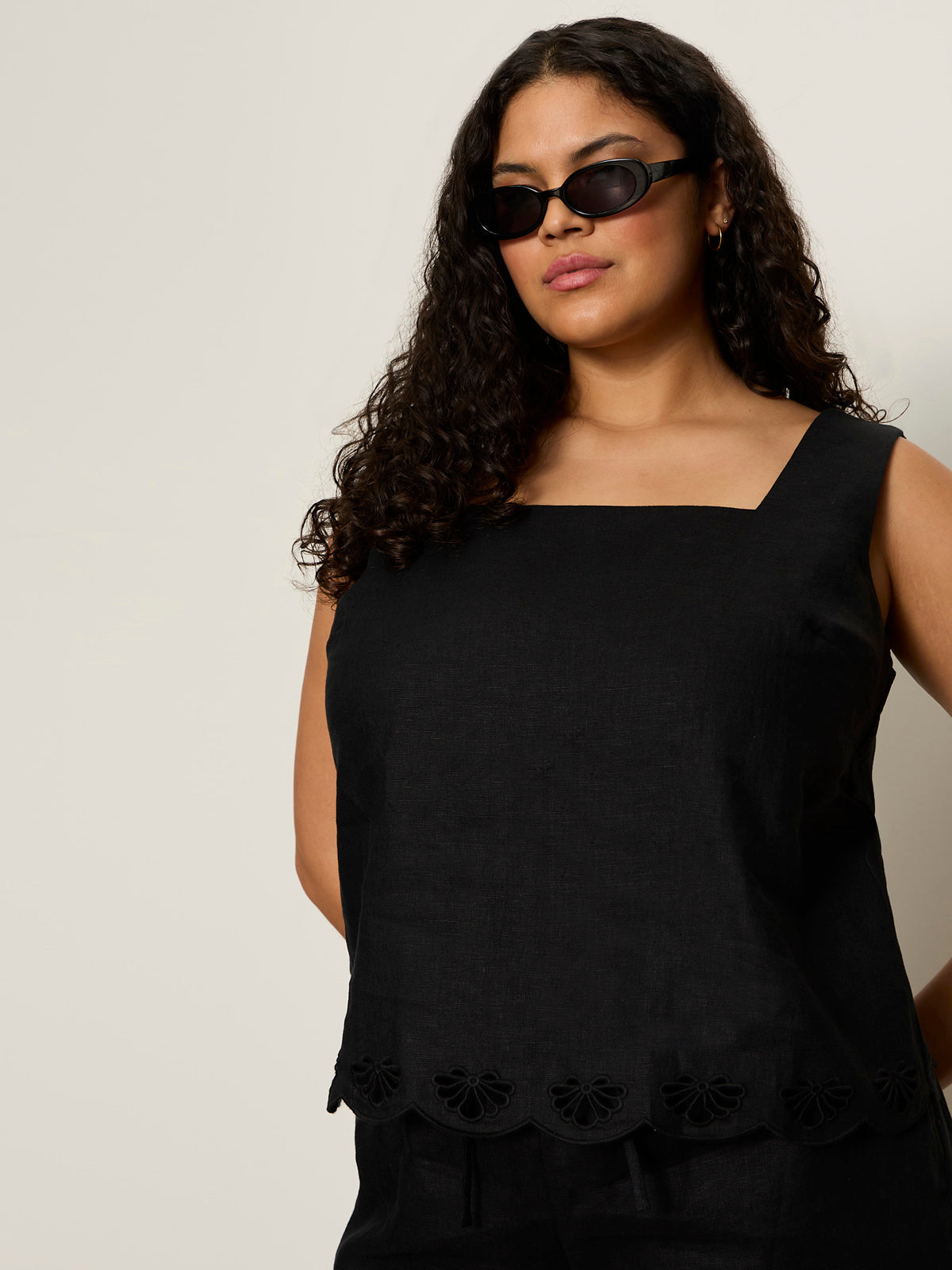 Almost There Linen Top Black Extended Sizing