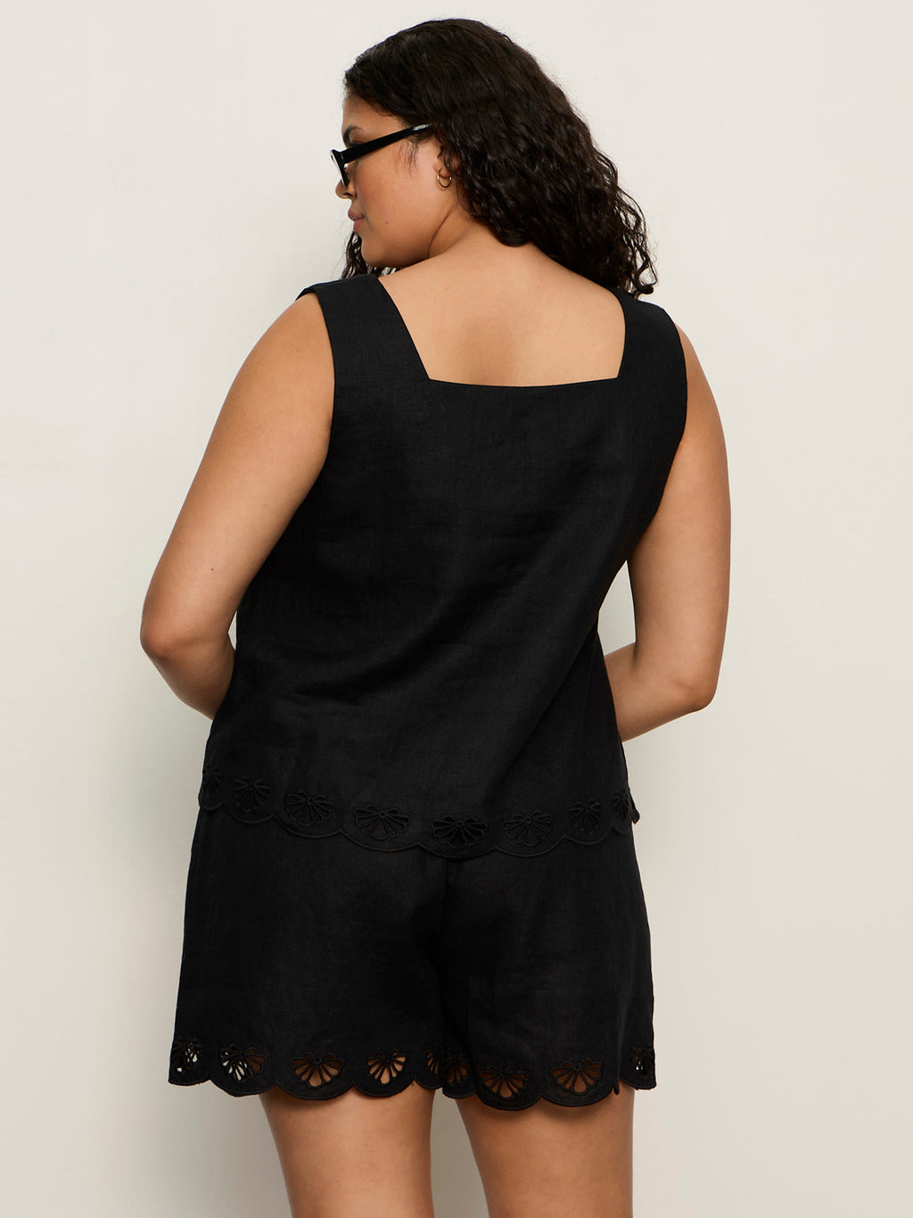 Almost There Linen Top Black Extended Sizing